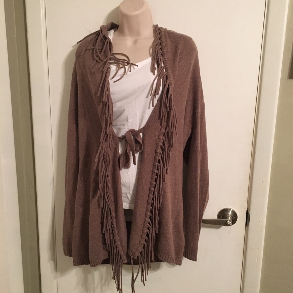 Neutral cardigan, long. Size 12